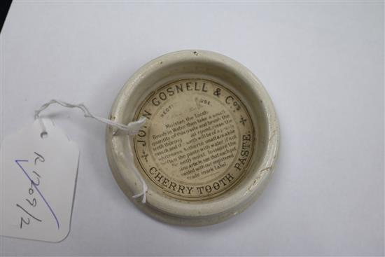 A pot lid Cherry Toothpaste, Patronized by the Queen, diam. 3.5cm